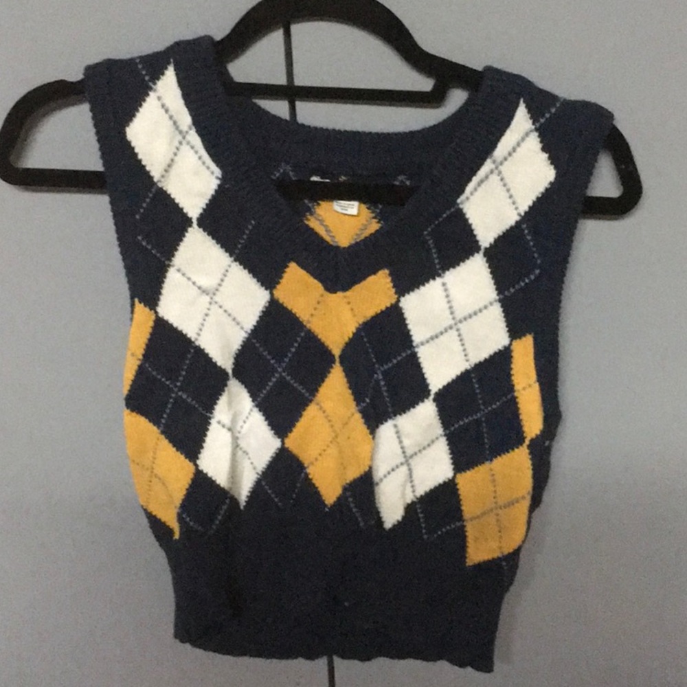 Size m American eagle navy sweater vest